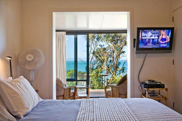 Seadream Villa Oneroa Exterior photo